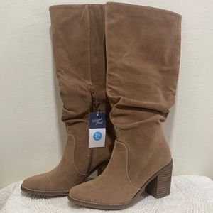 Universal Thread Women’s Boots